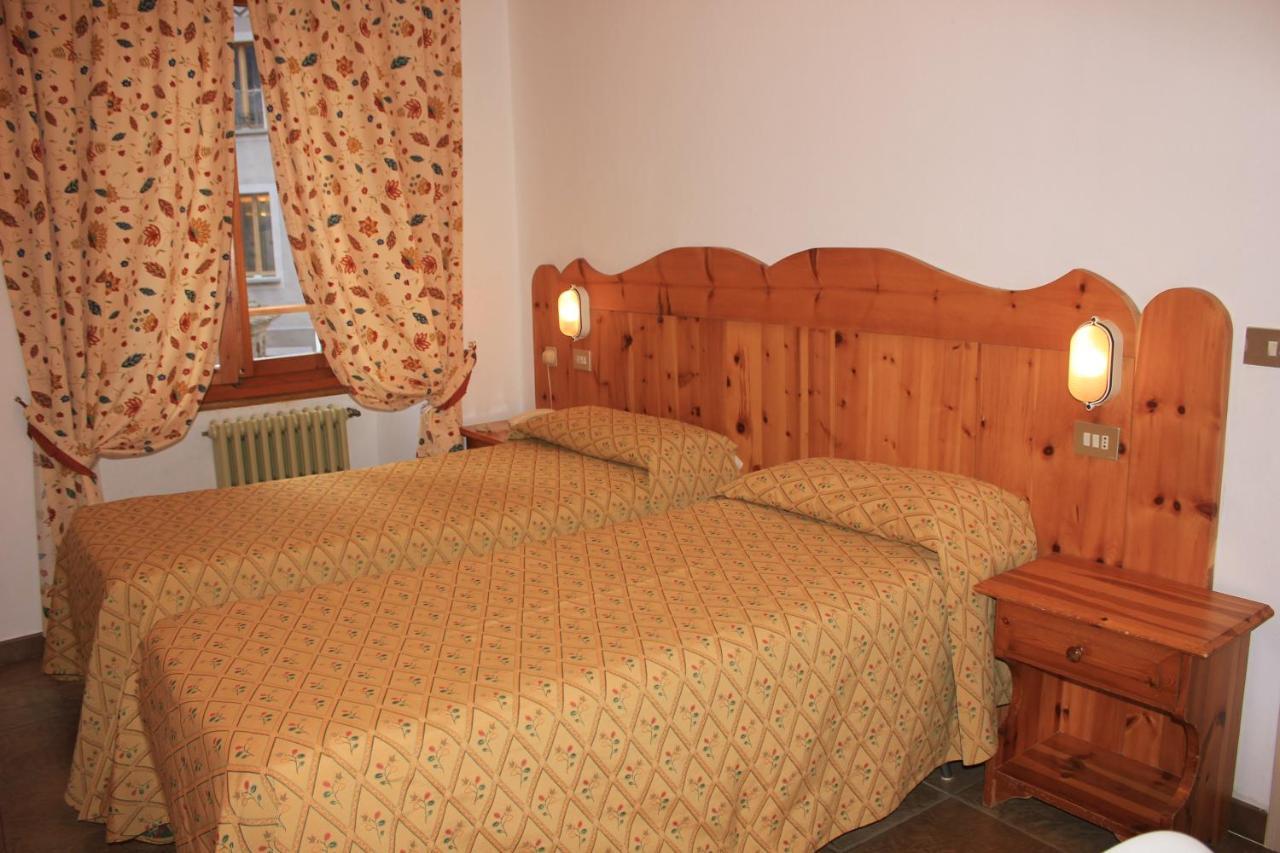 Hotel Gufo Bormio Exteriér fotografie